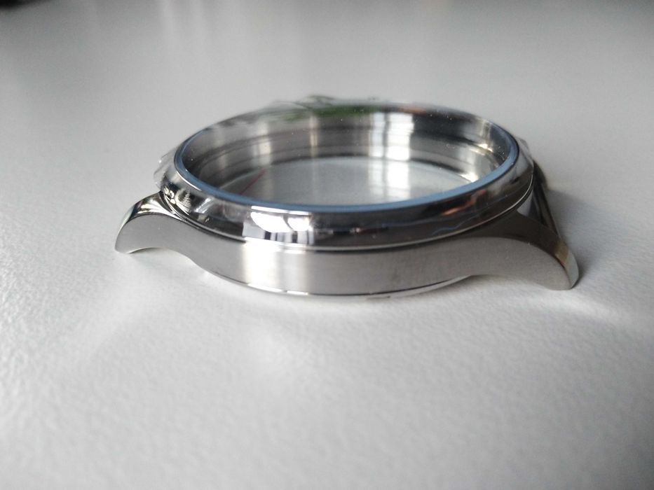 Koperta do zegarka pasówka 44 mm stalowa zakrecana