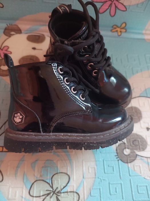 Осенние ботиночки 22 размер