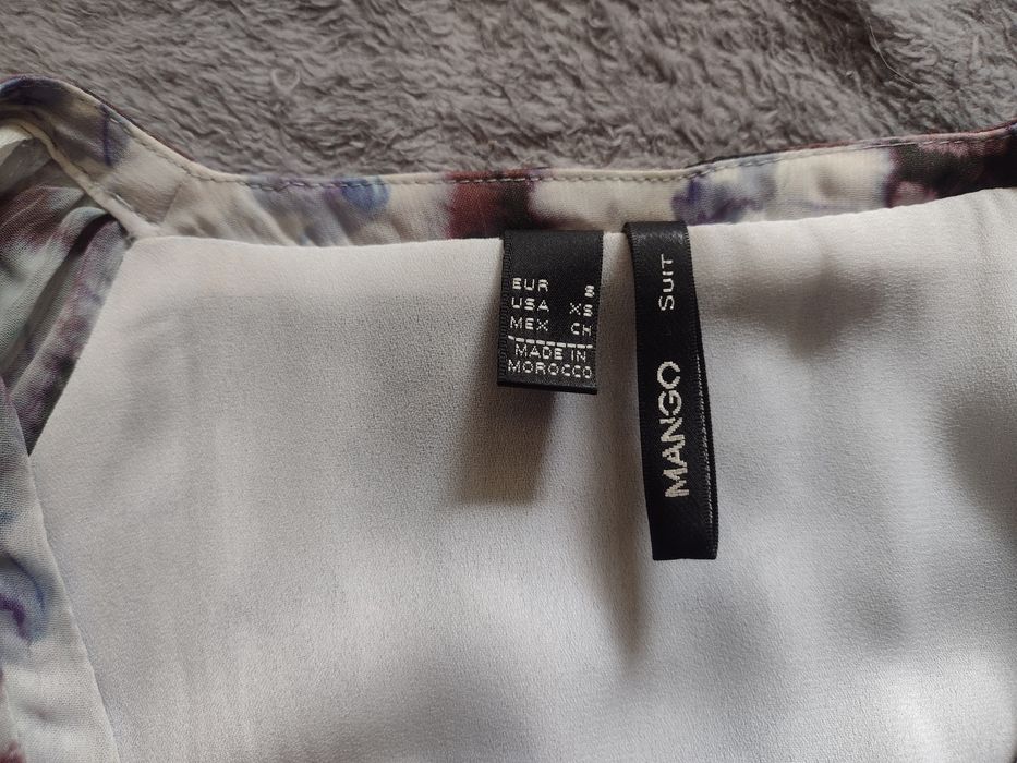 Zwiewna sukienka w kwiaty Mango S stan idealny | boho w serek