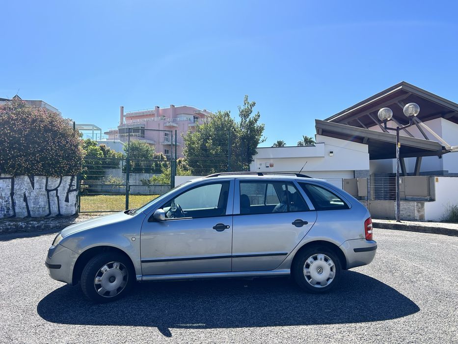 Skoda Fabia 1.2 gasolina | 2004 | 167.000 km | económico e fiável