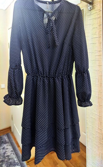 Продам для девушки платье