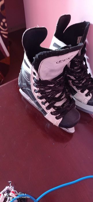 Коньки хоккейные детские