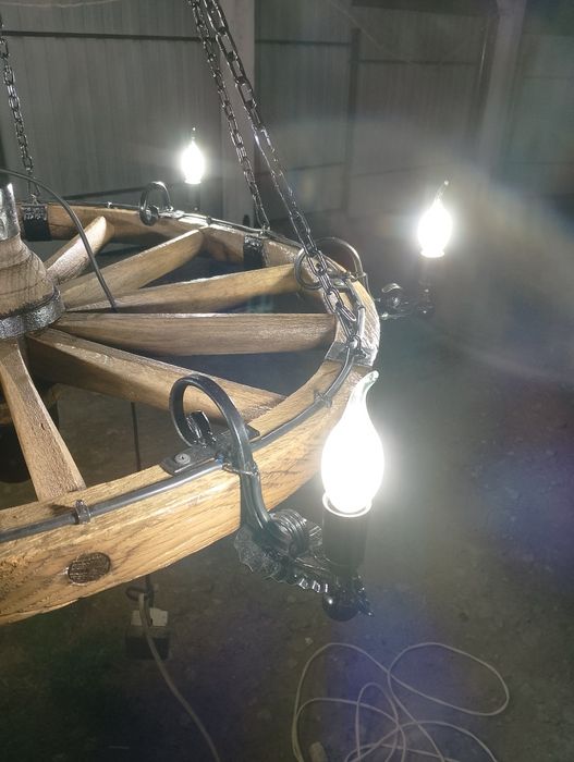 Люстра з дуба 90 см. ручна робота.