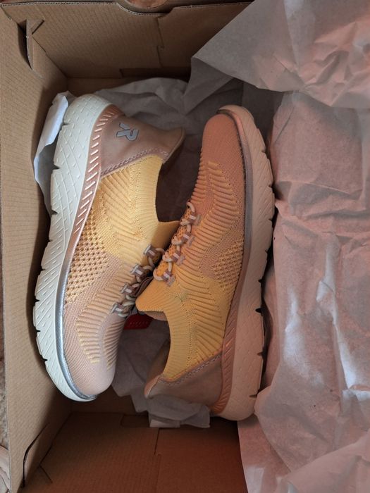 Sneakersy marki riekier , rozm. 37, buty nowe