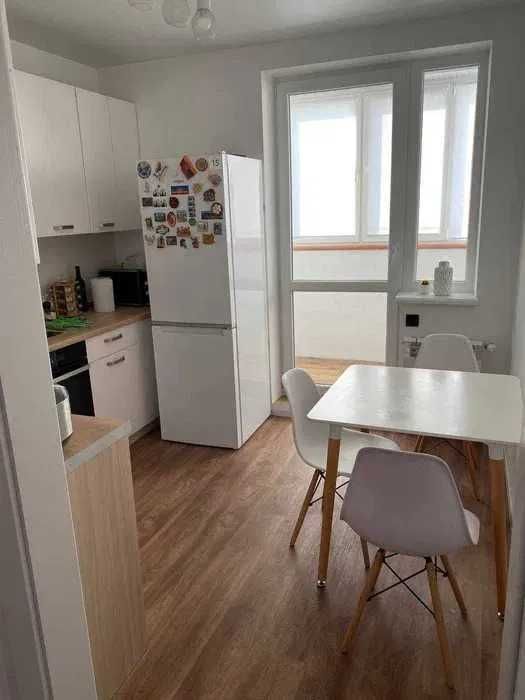 Продается 1 комн квартира 40м2 С Ремонтом Новострой ЖК Мира-1 метро Масельского OA