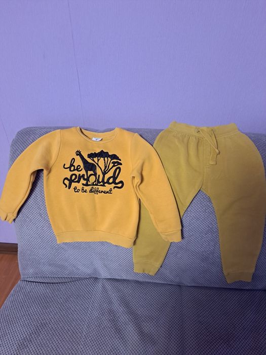 Продам вещи на мальчика за все 180р.