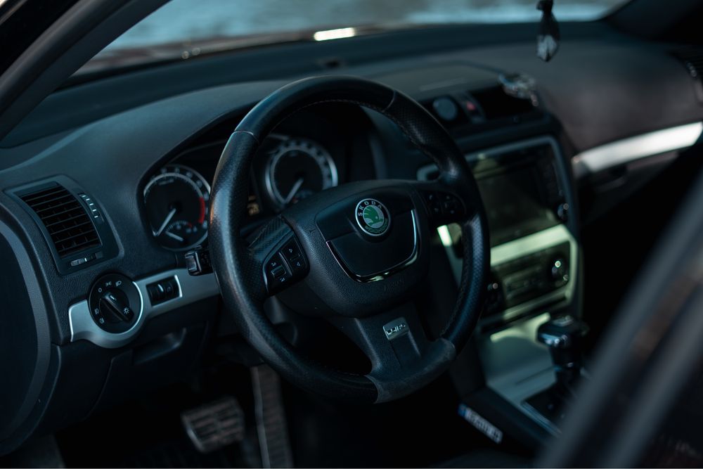 Октавія 2011р 2.0тді vrs акпп