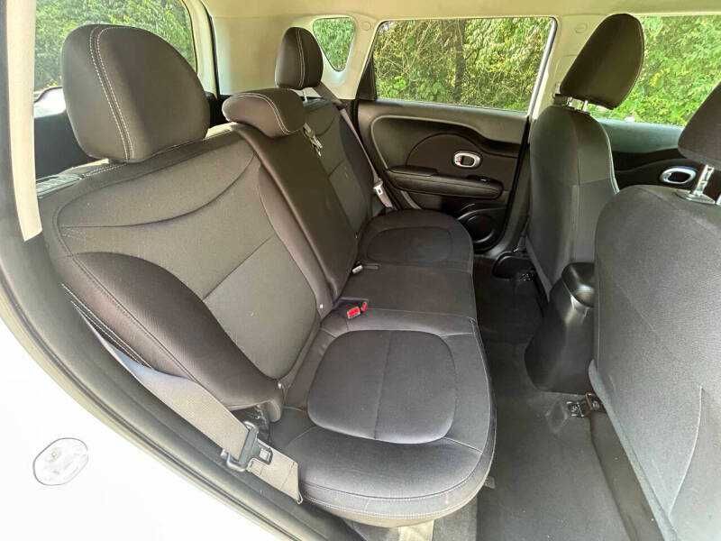 2017    Kia Soul