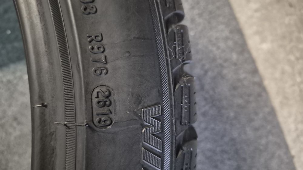 Opony Pirelli Sottozero ³ winter  245/40 R19 2019r