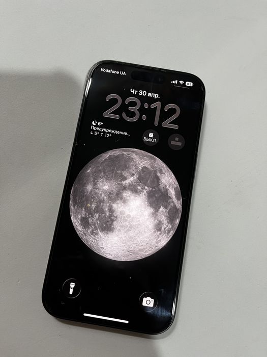 Продам власний iPhone 15 Pro на 128 ГБ.