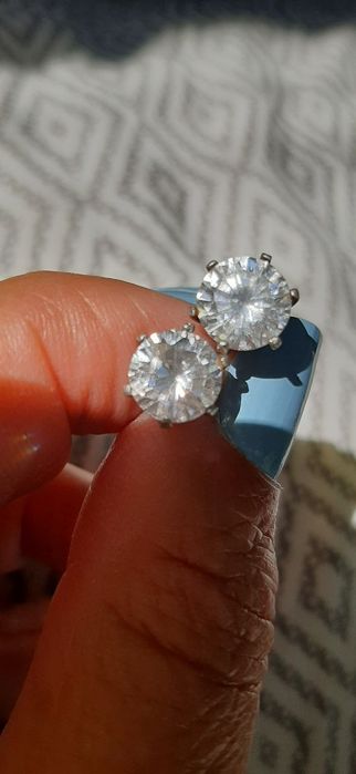 Красивые серьги на винтах