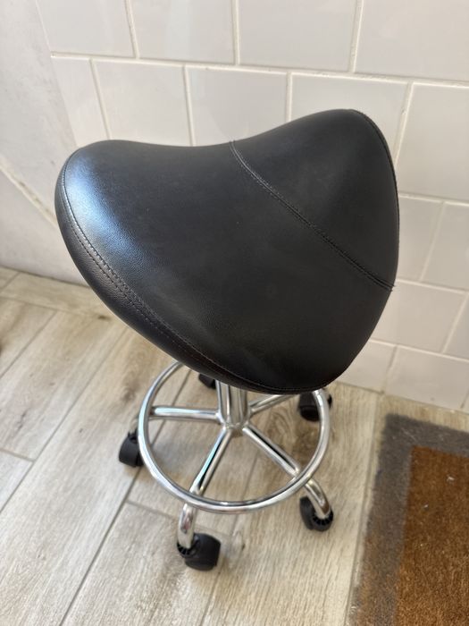 Cadeira para cabeleireiro e estetica