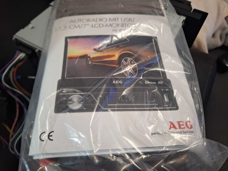 Autorradio AEG MIt USB/17,5 CM/” -LCD-Monitor