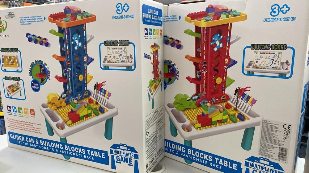 Детский конструктор, детский трек со столиком,детская парковка.