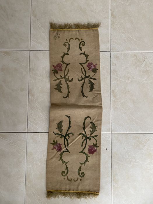 Pequeno pano/tapete vintage