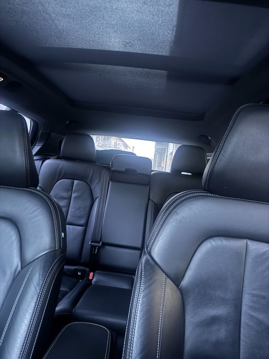 Volvo XC40 електро