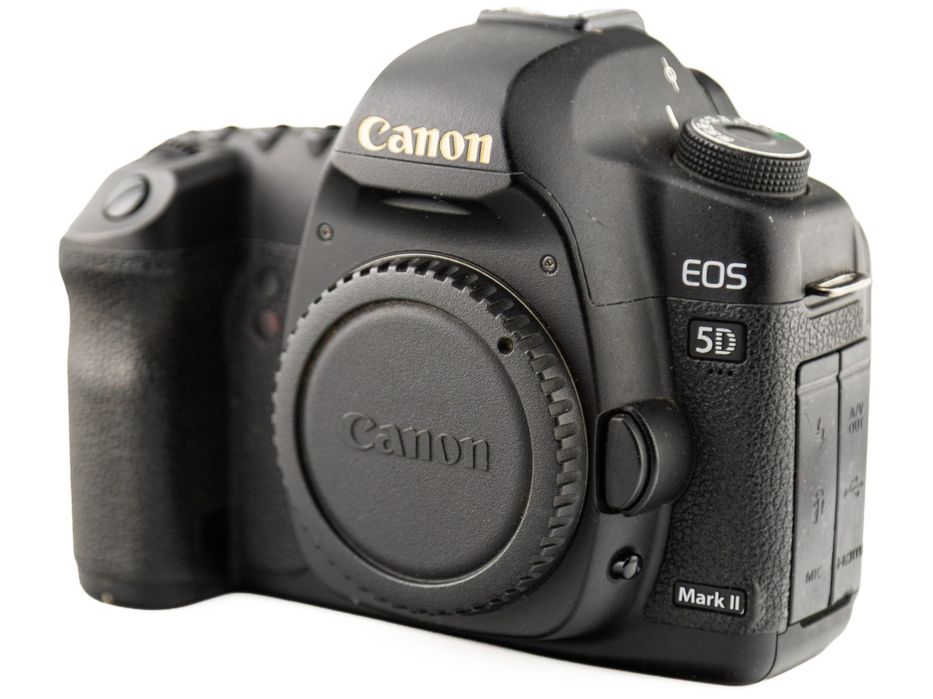 Lustrzanka Canon EOS 5D Mark II z ładowarką - przebieg 125439