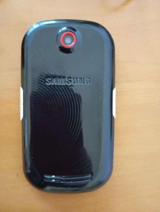Samsung model GT 3650 działa