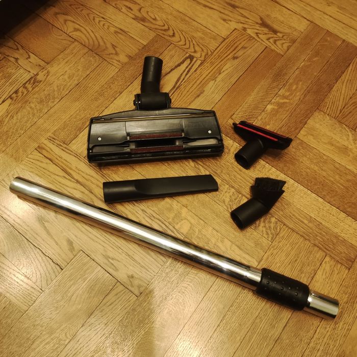 Пилосос KARCHER DS5500 старанний помічник .