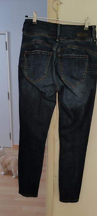 Calças de ganga tamanho S, marca Tiffosi . Usadas