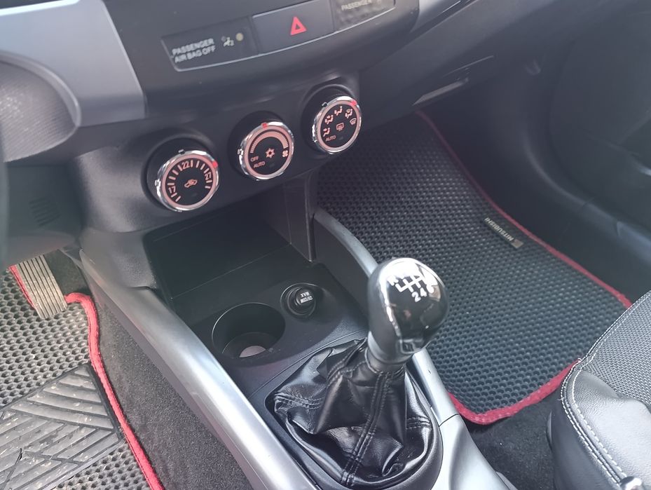 Mitsubishi Outlander FL (4x4)