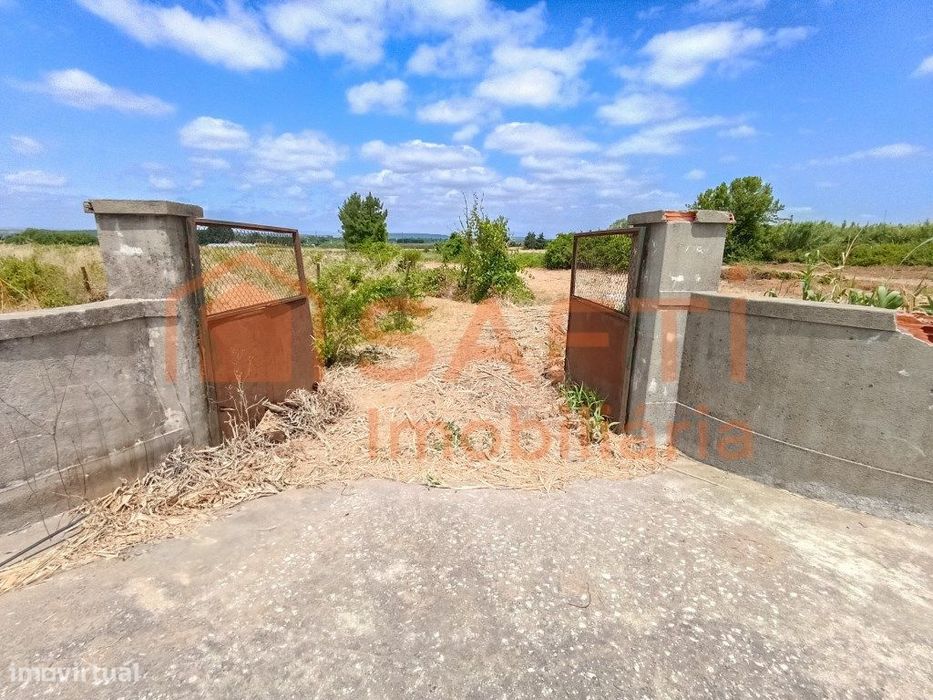 Terreno Central em Alpiarça - Oportunidade Única. — Alpiarça, Santarém
