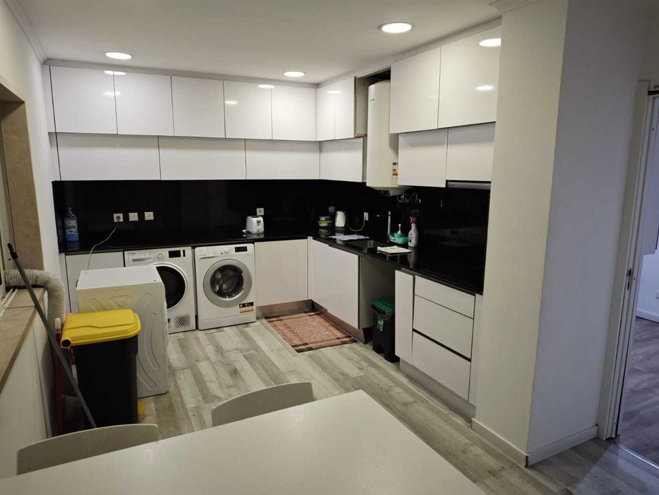 Quarto em Odivelas "partilhado"