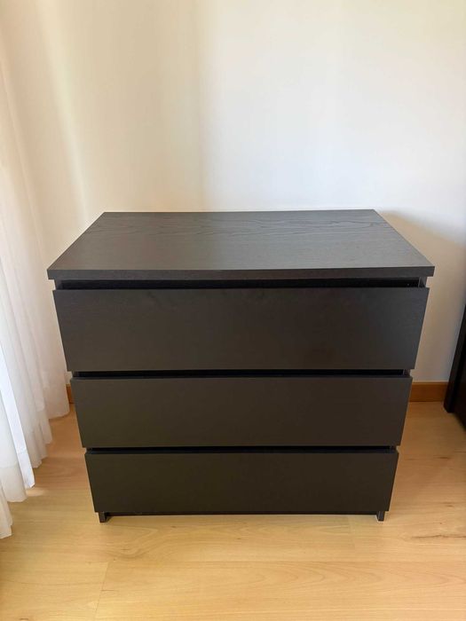 Cómoda IKEA 3 gavetas – Excelente estado