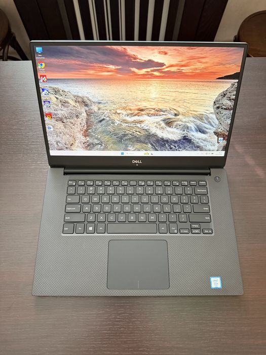 Dell precision 5530/ Xeon E-2176M/ 32GB/ 512GB SSD/ P1000 4GB