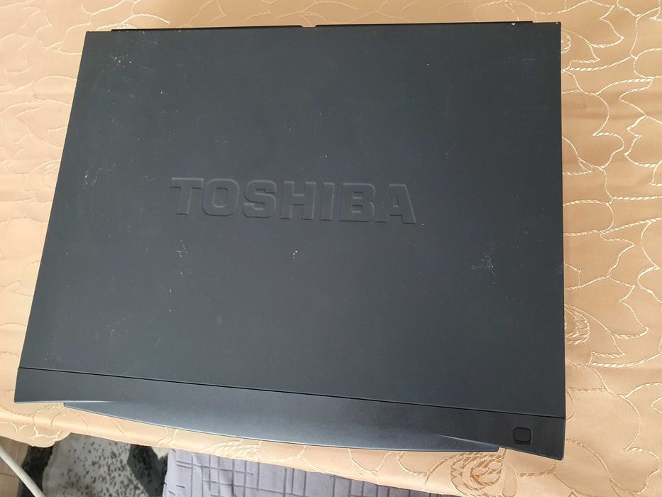 Magnetowid toshiba V-728g wideo vhs