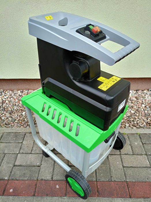 Rozdrabniacz do gałęzi Frezowy 2500 Watt