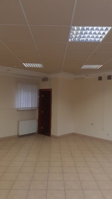 Здам в оренду приміщення офісного/комерційного призначення у Мукачеві
