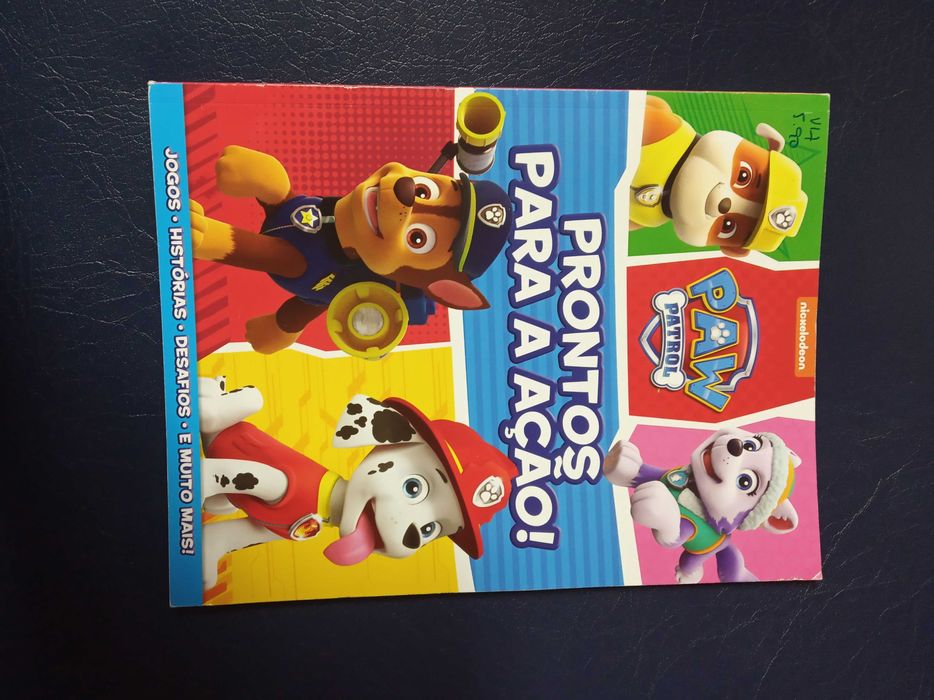 Patrulha Pata Kit Inverno + Kit Escolar + Livro Actividades