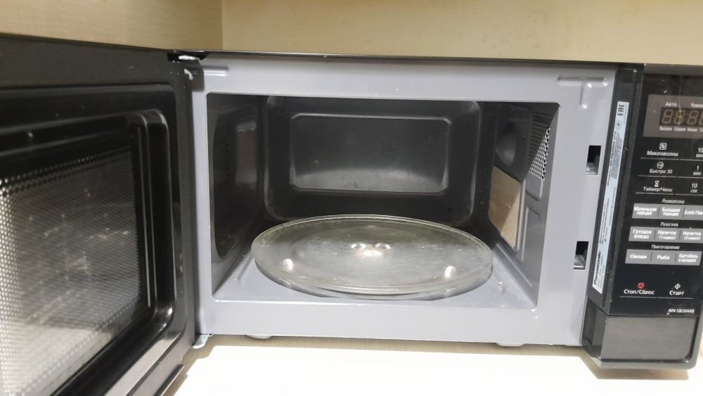 Мікрохвильова піч панасонік