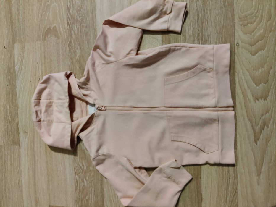 Sprzedam bluzę Sinsay na wzrost 116