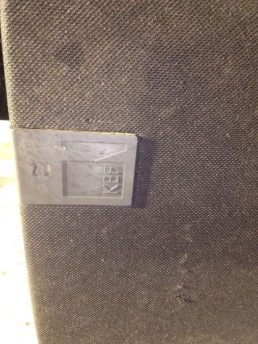 Sobufar amplificador marca KEF