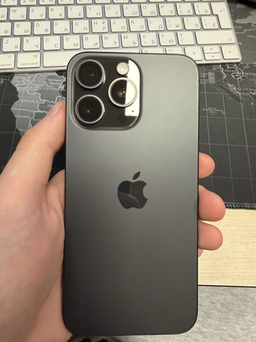 Продам iPhone 15 Pro Max 256ГБ