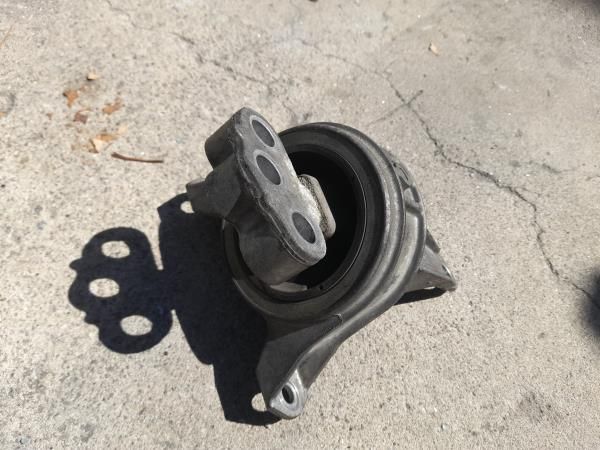 Apoio do motor OPEL Astra H TwinTop (L67)