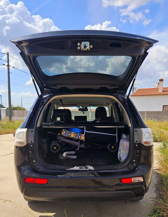 mitsubishi outlander phev