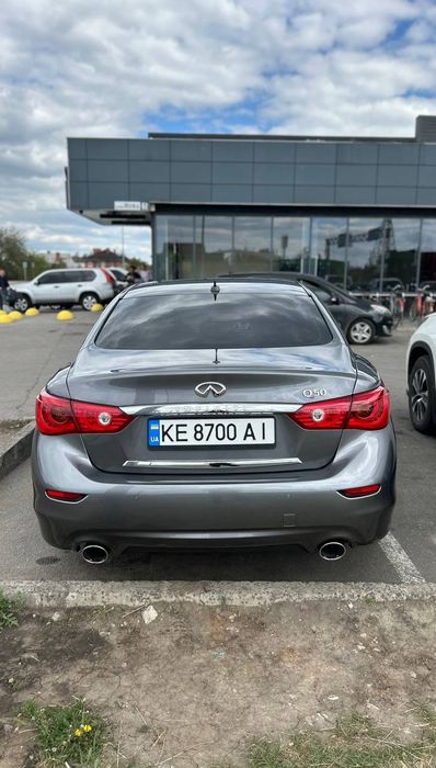 Продам инфинити Q50 2014г