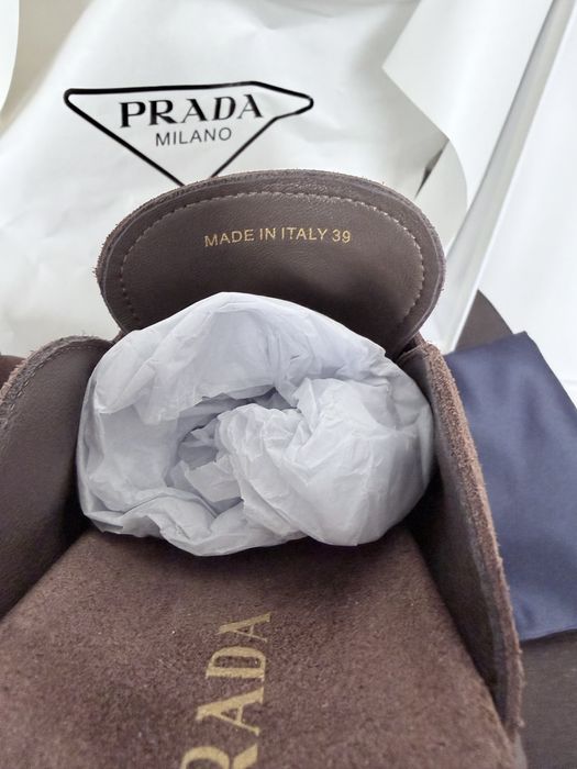 Prada chodaki klapki skórzane Brąz