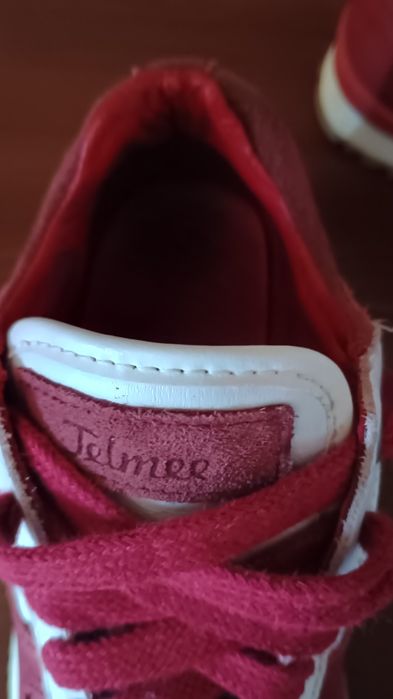 Кросівки для дівчинки