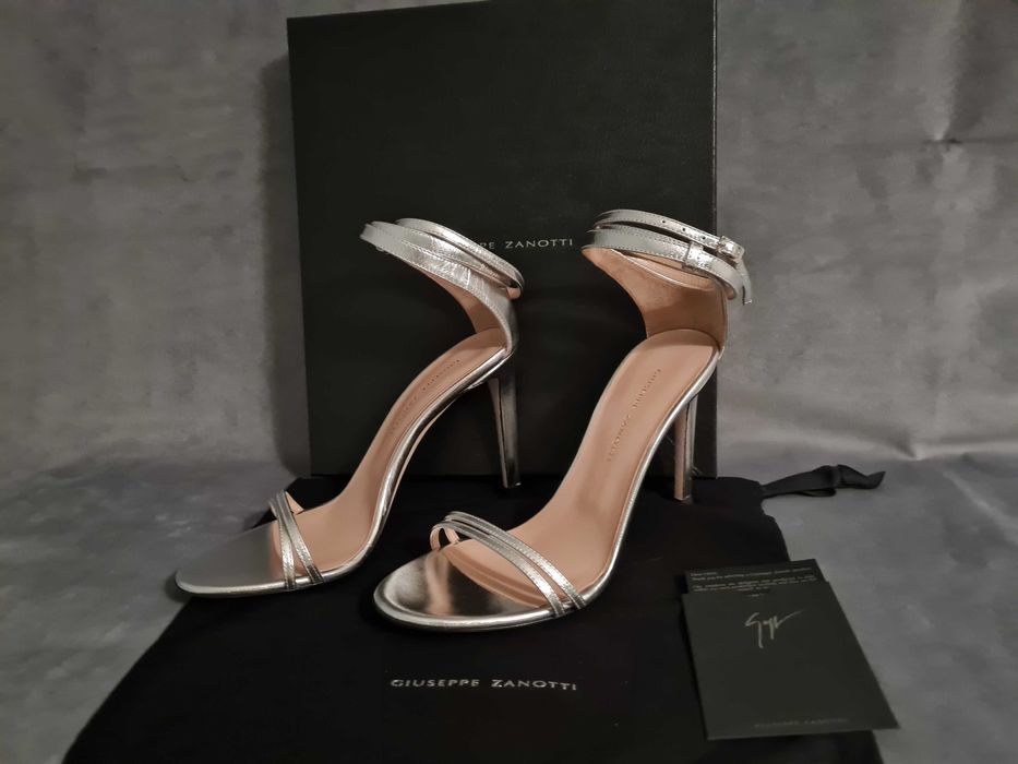 Sandały  szpilki  GIUSEPPE  ZANOTTI  r.36/5