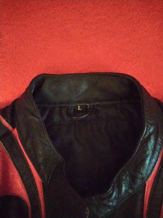 Мото куртка кожана