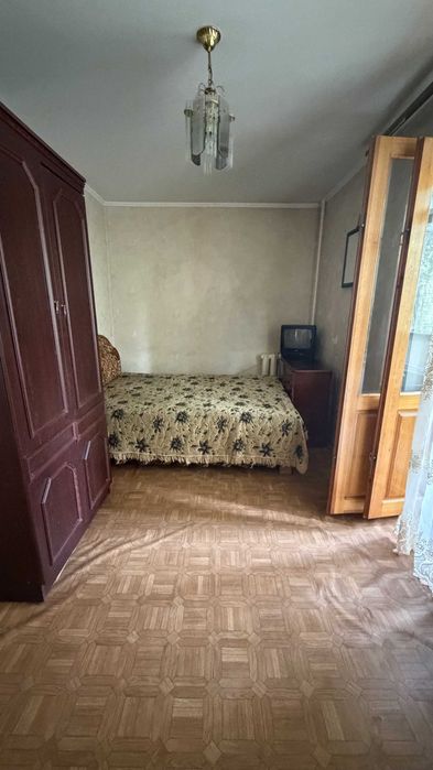 Продаж 2 кім.квартири на Пр.Миру, Площа Перемоги