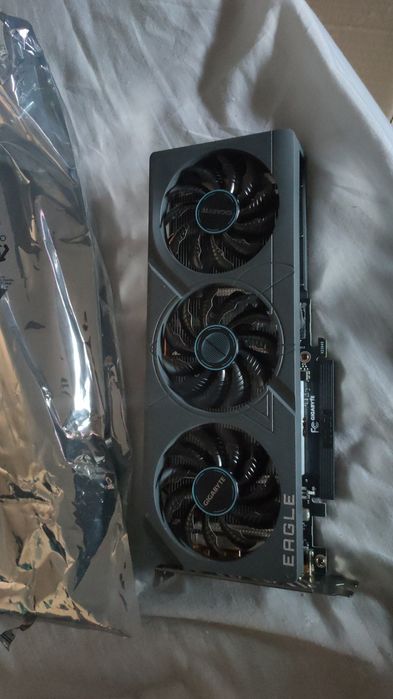 RTX 4060 de 8 gigas