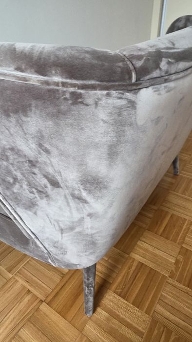 Sofá dois lugares estilo vintage