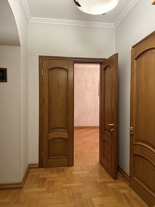 КИЇВ/Саксаганського 29. Продаж 3-кімнатної квартири 125м2/з меблями