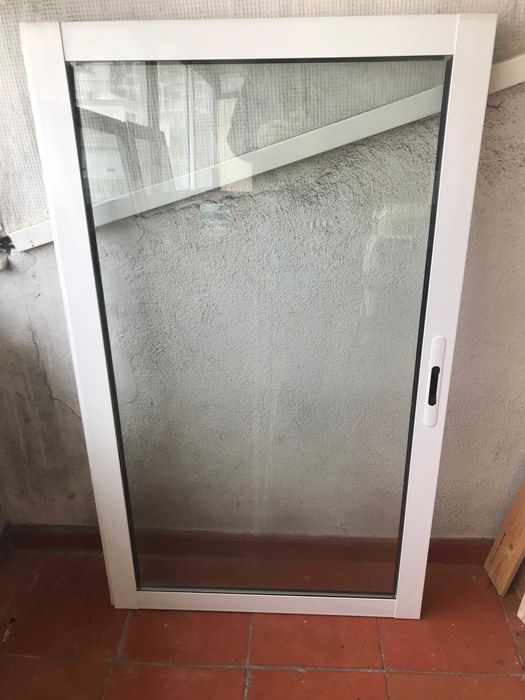 Janelas alumínio de correr com vidro duplo