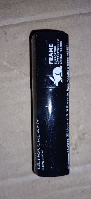 Ultrakremowa szminka wineberry Avon